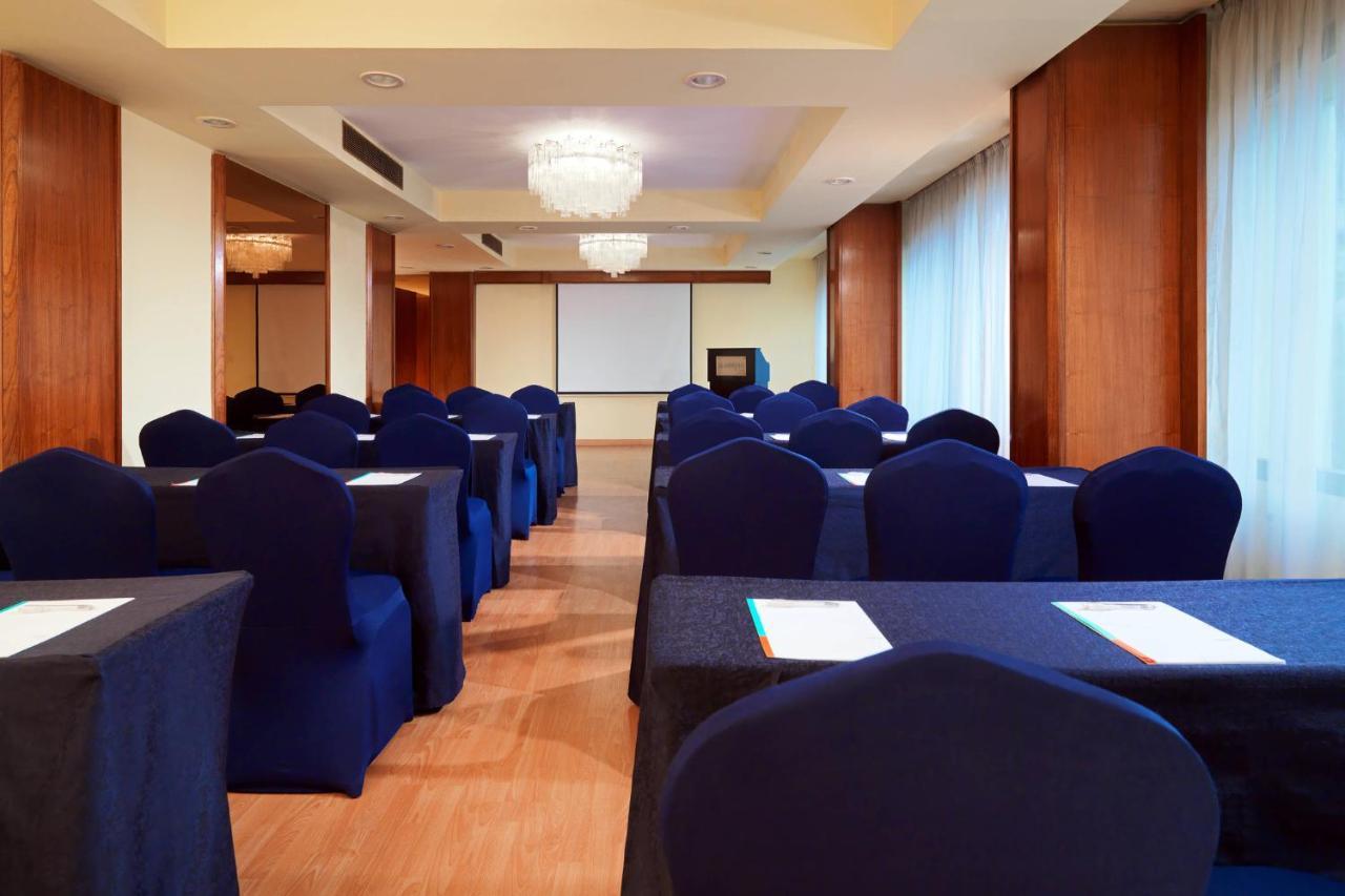 Le Meridien Heliopolis Cairo Exterior photo
